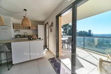 Appartement récent (3 ans) avec terrasse et parking – Aix-en-Provence, Hauts de Brunet