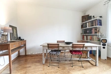 Spacious and bright 92 m² 3-bedroom apartment - Garage - 10-minute walk to Aix-en-Provence