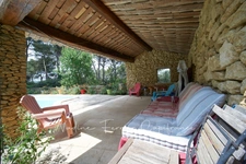 🏡 Villa rénovée à vendre dans le Luberon — Cheval-Blanc (quartier Cassouillet) avec piscine et 6000m2 de terrain 