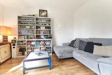 Spacious and bright 92 m² 3-bedroom apartment - Garage - 10-minute walk to Aix-en-Provence