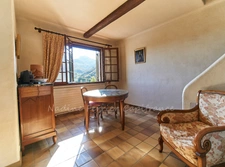 LASCOURS – FAMILY HOME WITH SWIMMING POOL, TERRACED GARDEN AND PANORAMIC VIEWS OF THE GARLABAN
