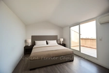SOUS OFFRE - T3 TRIPLEX 95 m² HABITABLES – VUE MER 180° – CALME ABSOLU – JARDIN & TERRASSE – PARKING – BANDOL