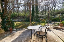 Exceptional view of Sainte-Victoire, large grounds and natural surroundings just minutes from Aix-en-Provence.