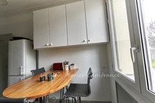 Spacious and bright 92 m² 3-bedroom apartment - Garage - 10-minute walk to Aix-en-Provence