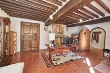 JOUQUES (13) – GRANDE MAISON DE VILLAGE RÉNOVÉE – 215 M² – 4 CHAMBRES – TERRASSE PANORAMIQUE