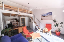 A Eyguières belle villa de plain pied de 150 m2, familiale et économe DPE AA, rénovée, 4 chambres + dépendance, terrain clos de 900m2 , piscine et garage.