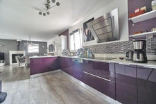 SOUS OFFRE ACCEPTEE - Maison récente aux normes RT2012 (DPE B) avec garage et une piscine 2026
