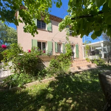 Maison individuelle 5 chambres NRJ A  avec piscine à Bouc Bel Air