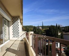 AIX-EN-PROVENCE SUD-EST-LA TORSE – APPARTEMENT DE 122 M², 4 CHAMBRES, TERRASSE ET VUE SUR LES COLLINES