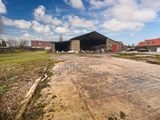 À VENDRE - COLEMBERT - PROPRIETE - SUPERFICE TERRAIN 14300 M2 - LONGÈRE RÉNOVÉE - HANGAR - TERRAIN CONSTRUCTIBLE  - PATURE - GARAGE - DÉPENDANCE 