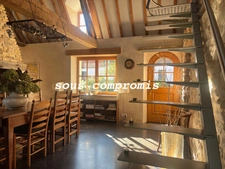 PROPRIÉTÉ  285 M2 - DÉPENDANCE 180 M2 - TERRAIN 15418 M2