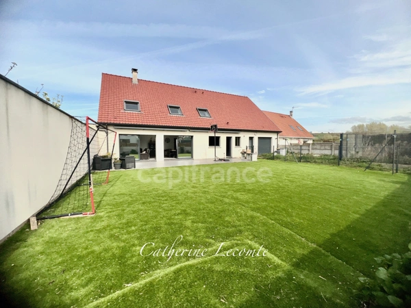 À VENDRE - WIMILLE - MAISON 9 PIÈCES - 4 CHAMBRES - GARAGE - JARDIN CLOS - TERRASSE 