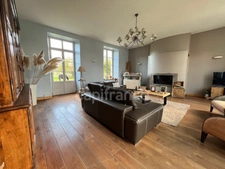 À VENDRE - HESDIN L'ABBÉ - CORPS DE FERME RÉNOVÉ - DOMAINE EQUESTRE - CAPACITÉ DE L'ENSEMBLE 468 M2 - HABITATION PRINCIPALE 8 PIÈCES - GARAGE - PISCINE 32 M2 - TERRAIN CLOS - DÉPENDANCES.