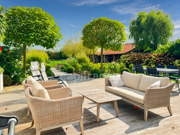 À VENDRE - HARDINGHEN - PROPRIÉTÉ - SURFACE TOTALE - 690 M 2 -  MAISON PRINCIPALE 273 M2 -  2 GITES - DÉPENDANCE - GARAGE - TERRAIN 1 ha 156  -