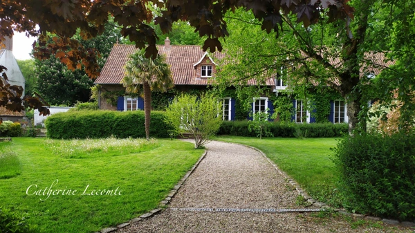 À VENDRE - SAMER - DOMAINE D'EXCEPTION - 379 M2 - ÉLÉGANTE DEMEURE DE CARACTERE SUR 3 HECTARES  - VIE SEMI PLAIN-PIED - 2 ÉME MAISON - DÉPENDANCES