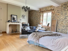 À VENDRE - HESDIN L'ABBÉ - CORPS DE FERME RÉNOVÉ - DOMAINE EQUESTRE - CAPACITÉ DE L'ENSEMBLE 468 M2 - HABITATION PRINCIPALE 8 PIÈCES - GARAGE - PISCINE 32 M2 - TERRAIN CLOS - DÉPENDANCES.