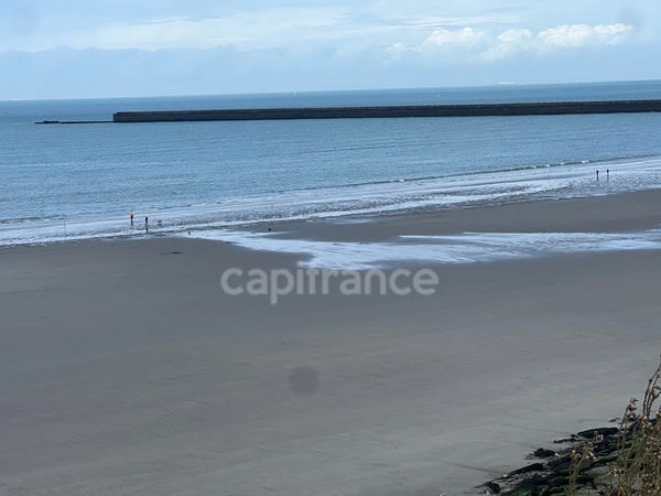 À VENDRE MAISON SEMI-INDIVIDUELLE - BOULOGNE SUR MER - VUE MER EXCEPTIONNELLE - 7 PIECES - JARDIN CLOS