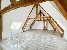 WIRWIGNES - CORPS DE FERME RÉNOVÉ - 152 M2  - 8 PIÈCES  - DÉPENDANCES -  1,6 HECTARES