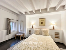 FOR SALE - ST LÉONARD - CHARACTERFUL STONE PROPERTY - 4.75 HECTARES - 7 APARTMENTS - INDOOR POOL - TECHNICAL ROOM