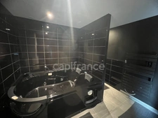 FOR SALE - BOULOGNE-SUR-MER - GROUND FLOOR APARTMENT - 2 ROOMS - PRIVATE PARKING
