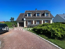 À VENDRE -  HESDIGNEUL LÉS BOULOGNE - MAISON INDIVIDUELLE - 6 PIÈCES - VIE DE PLAIN PIED - TERRAIN 1061 M2 - DÉPENDANCES