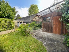 FOR SALE - BOULOGNE-SUR-MER - SEMI-DETACHED HOUSE WITH 4 ROOMS - 2 BEDROOMS - GARDEN - CELLAR - GARAGE