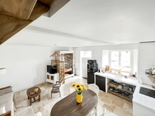 À VENDRE - HESDIN L'ABBÉ - CORPS DE FERME RÉNOVÉ - DOMAINE EQUESTRE - CAPACITÉ DE L'ENSEMBLE 468 M2 - HABITATION PRINCIPALE 8 PIÈCES - GARAGE - PISCINE 32 M2 - TERRAIN CLOS - DÉPENDANCES.