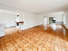 À VENDRE - CUCQ - MAISON INDIVIDUELLE SEMI PLAIN-PIED 142 M2 - 6  PIÈCES - SOUS SOL - JARDIN CLOS