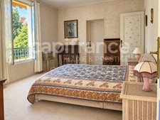 Mantes-la-Jolie – Demeure de caractère de 380 m², 14 pièces, jardin et garage