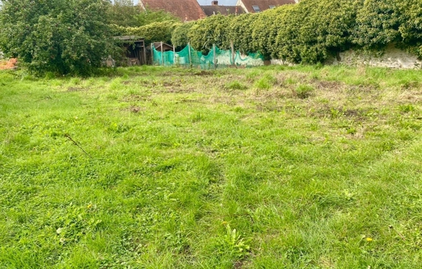 Terrain à vendre  FOLLAINVILLE DENNEMONT (78)