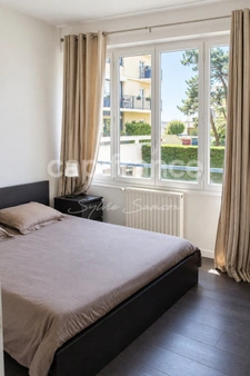 Mantes-la-Jolie – Appartement T3 traversant de 61 m² avec parking, cave et séchoir