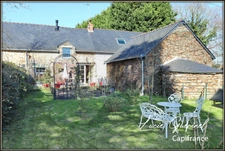 Maison en pierre à Rougé (44) – 188 m² – 3 chambres – Jardin arboré – À 5 min de Châteaubriant – Environnement calme