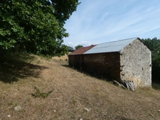 Terrain à vendre  proche de POTIGNY (14) Terrain de 4730 m² avec une bâtisse