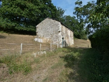 Terrain à vendre  proche de POTIGNY (14) Terrain de 4730 m² avec une bâtisse