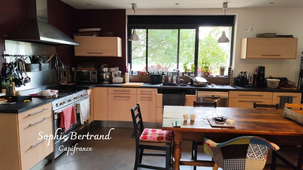 Propriété à vendre 14 pièces CHANTEMERLE LES GRIGNAN (26)