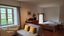 Propriété à vendre 14 pièces CHANTEMERLE LES GRIGNAN (26)