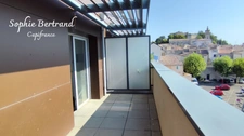 Studio lumineux avec grande terrasse et vue sur le Château des Adhémar