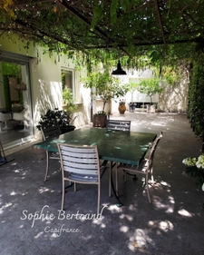 Montélimar Sud – Villa d'architecte d'exception avec T2 indépendant et piscine à débordement