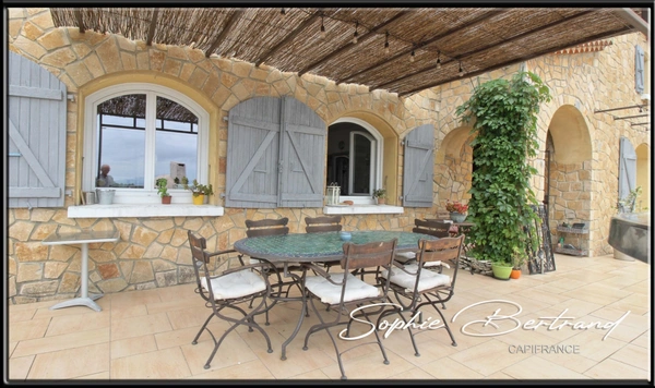 Dpt Ardèche (07), à vendre LE TEIL maison P9 de 236 m² - Vaste terrain boisé - parcelles constructibles