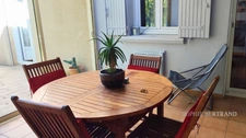 Maison d'architecte  – Terrain boisé de 5 741 m² sans vis-à-vis  à CHATEAUNEUF DU RHONE