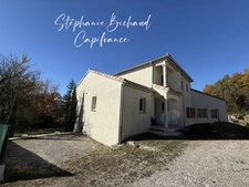 Villa property of 205m² on 1100m² of land, 5 bedrooms