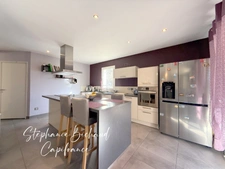 Villa property of 205m² on 1100m² of land, 5 bedrooms