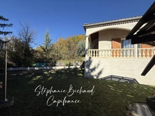 Villa property of 205m² on 1100m² of land, 5 bedrooms