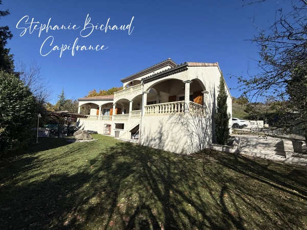 Villa propriété de 205m² terrain 1100m² 5 chambres