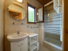 LEISURE ACCOMMODATION 3-room chalet LA FREISSINOUSE (05)
