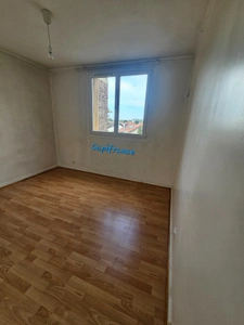 Appartement avec place de parking attitrée à AULNAY SOUS BOIS (93)