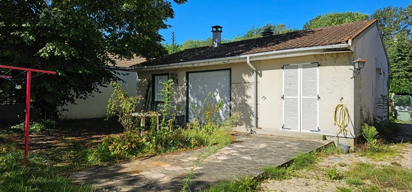 Grand terrain avec maison à SAINT-REMY-LES-CHEVREUSE 