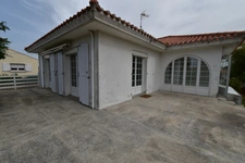 Dpt Vendée (85), à louer à l'année  BEAUVOIR SUR MER maison 3 chambres et 1 bureau sur 2 niveaux - Terrain de 981 m² 