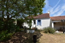 LA BARRE DE MONTS / FROMENTINE (85) proche île de NOIMOUTIER , VENDEE ,  Maison à vendre 10 pièces 141 m² 5 chambres, 4 WC , 4 salles d'eau , puits,  850m² 291500€