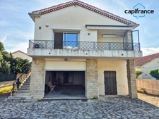Aubagne – Bas de villa à fort potentiel avec jardin et garage